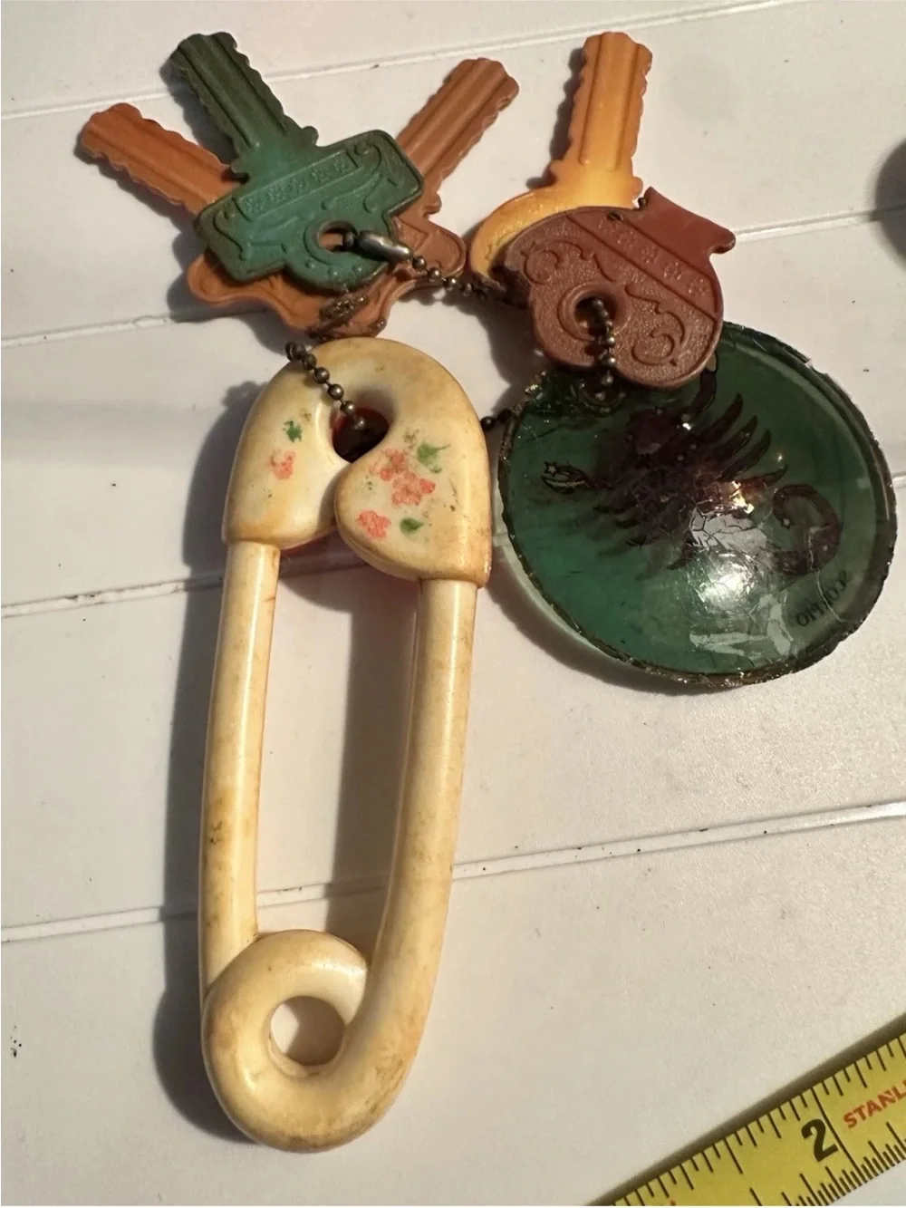 Vintage hard plastic teething keys pen Keychain